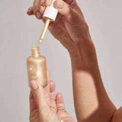 Impossible Glow Concentré Eclat Illuminateur Champagne -Magasin De Cosmétiques 03 22 Encart Inspi champagne Impossible Glow Pai Skincare TINY