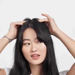 Frange Puff Shampoing Sec 14 Frange Puff Shampoing Sec -Magasin De Cosmétiques 3FP carre