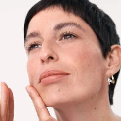 UV Damage Rescue Sérum Après-Soleil -Magasin De Cosmétiques 4vfr serums superlatif UV damage rescue carre