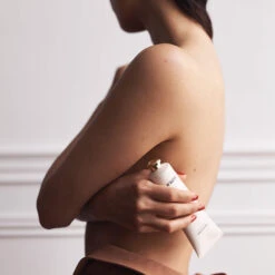 C'est La Cream Crème Hydratante -Magasin De Cosmétiques 6vfr cest la cream carre