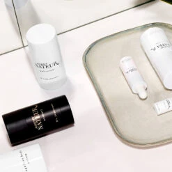 Holi(Stick) Sensitive Déodorant Stick Peau Sensible -Magasin De Cosmétiques Agent Nateur inspi4 TINY 40d81b99 5cad 4f3f a88c 5091dbae4ebc