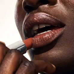 Baume à Lèvres Teinté Hydratant -Magasin De Cosmétiques BB formatcarre 1