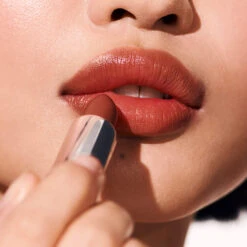 Baume à Lèvres Teinté Hydratant -Magasin De Cosmétiques BB formatcarre 3