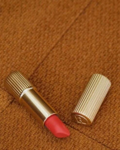 Rouge à Lèvres Semi Mat -Magasin De Cosmétiques Capture d ecran 2023 05 09 a 10.47.23