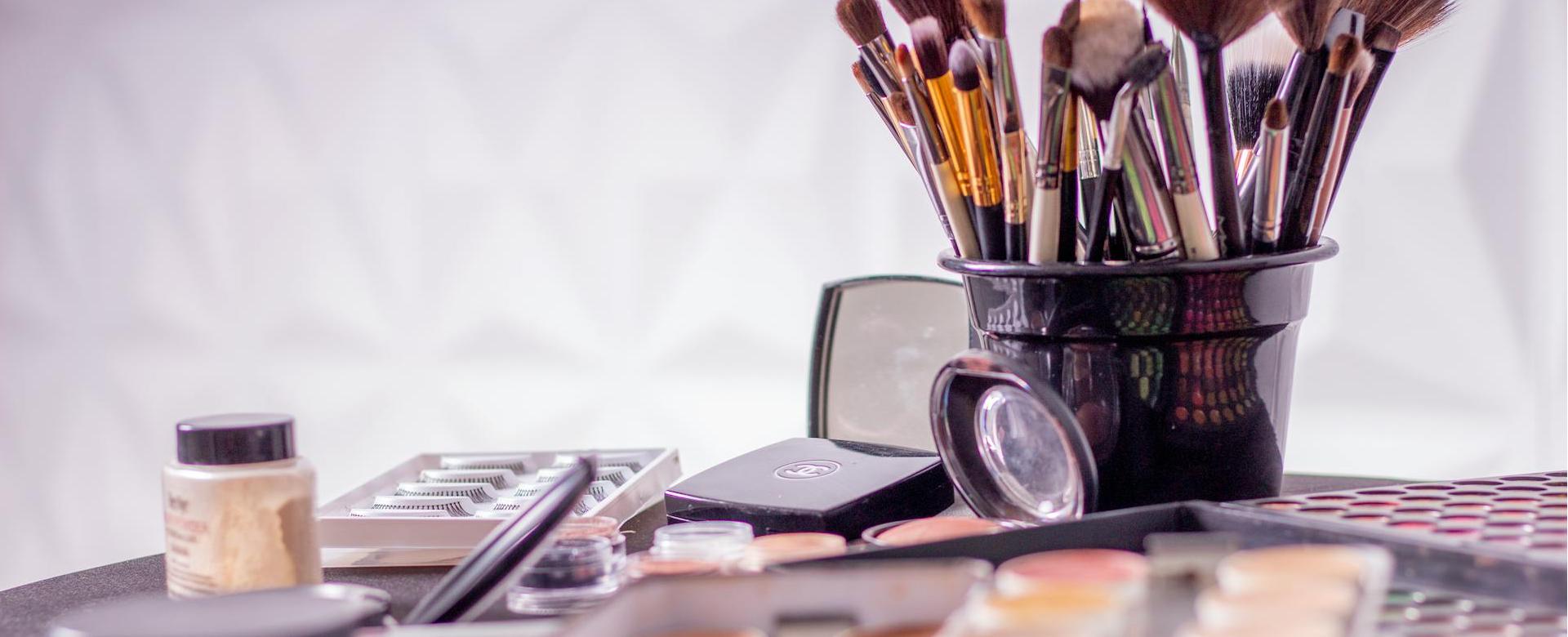 Magasin De Cosmétiques 1 Magasin De Cosmétiques -Magasin De Cosmétiques pexels andersonguerra 1115128